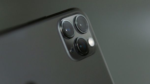 Controllare i permessi e i profili iPhone