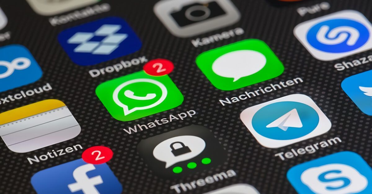 Come scrivere barrato su WhatsApp