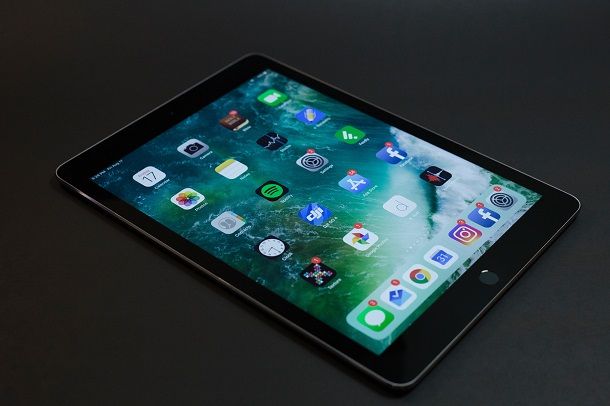 CROLLA SEMPRE PIU' GIU': il tablet più economico in OFFERTA LAMPO a 67€ -  Webnews